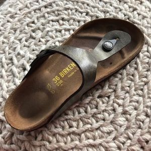 WOMEN’S BIRKENSTOCK SANDALS